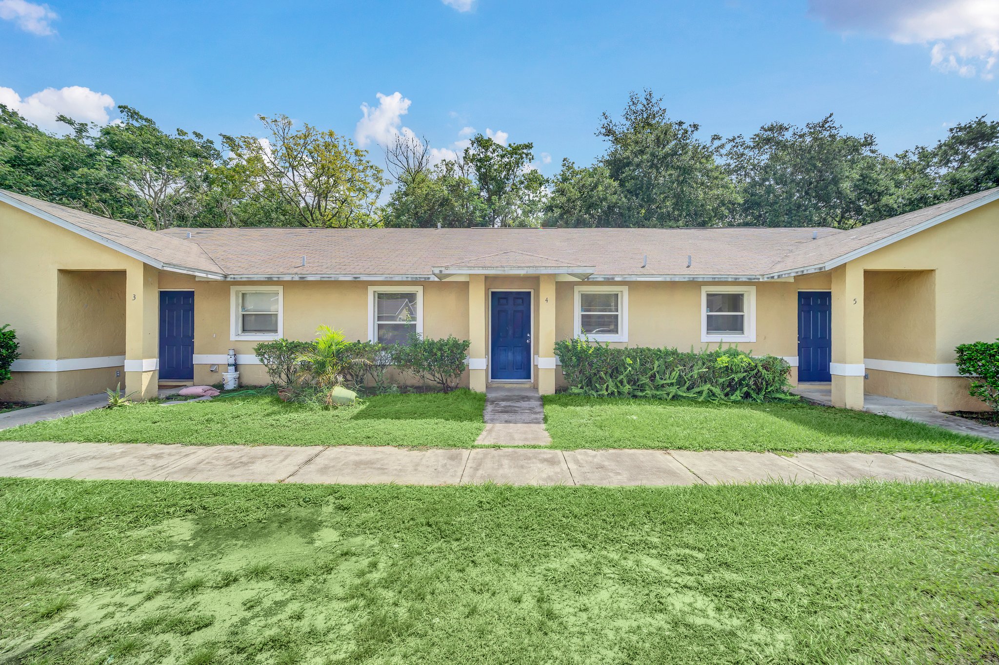 West Main Street Apartments exterior